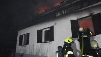 požár Gf1NQa6XYAARXDT